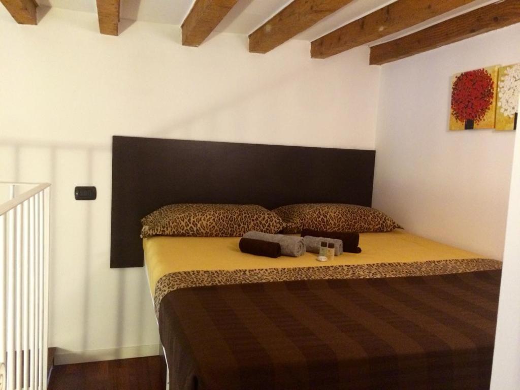 Itd Unione Apartment Milan Bagian luar foto